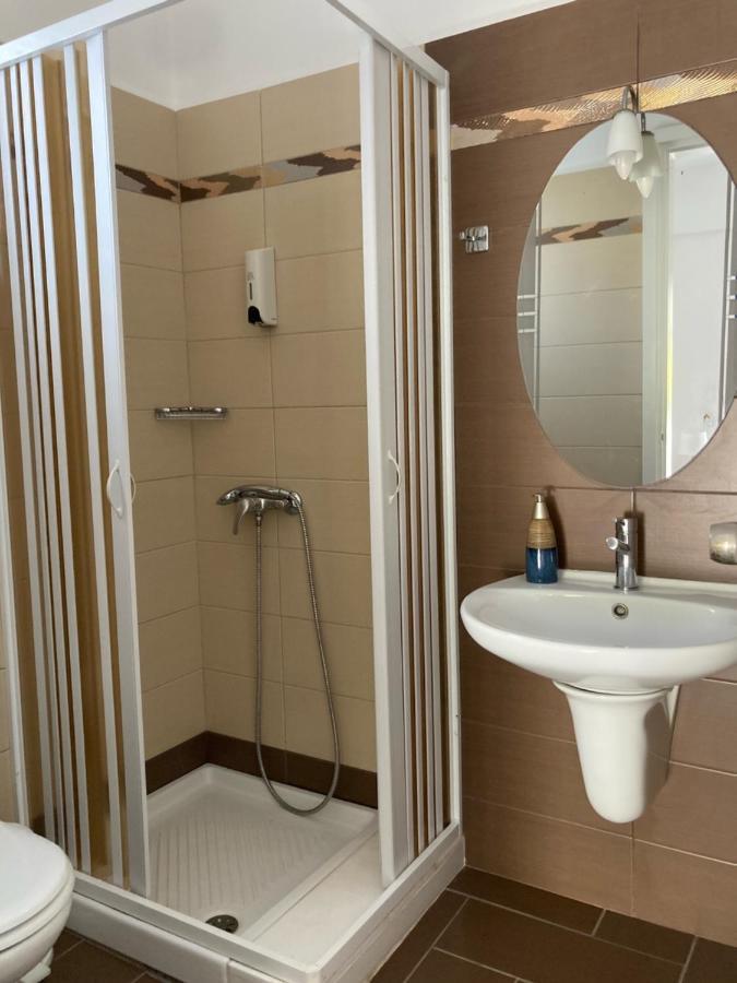 Villa Anna Maria Mylopotas Eksteriør billede